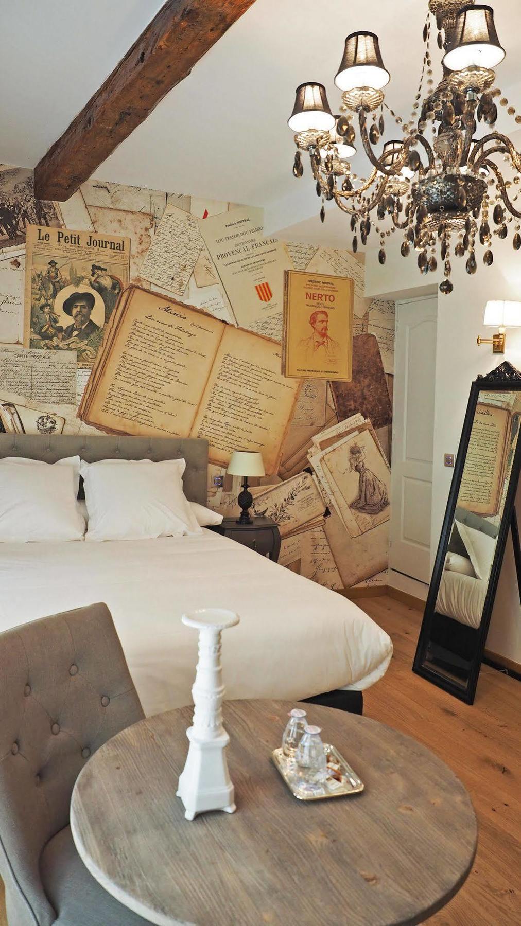 Maison D'Hotes Les Varietes Saint-Remy-de-Provence Bagian luar foto