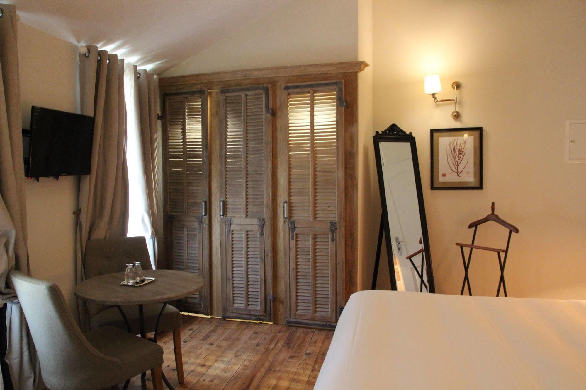 Maison D'Hotes Les Varietes Saint-Remy-de-Provence Bagian luar foto